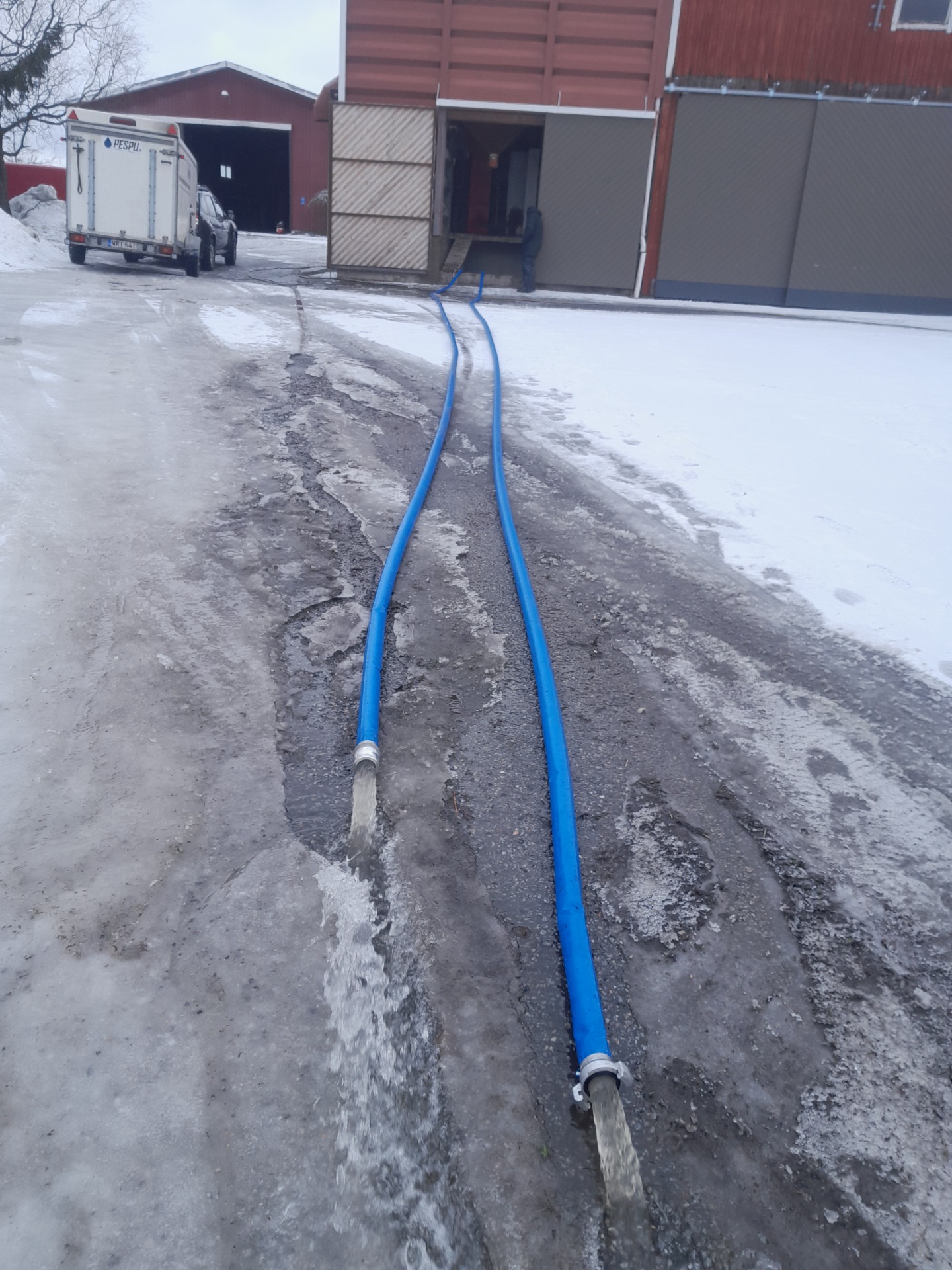 Tulvaveden poisto kellarista